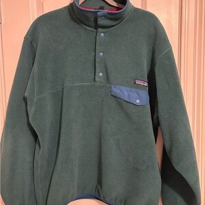 Men’s Patagonia Green Fleece with Blue Accents
